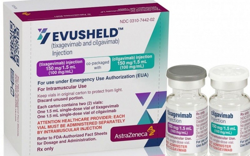 Hỗn hợp kháng thể đơn dòng ngăn ngừa đáng kể nguy cơ Covid-19 nặng