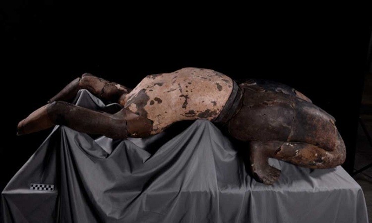 Tượng đất nung hình diễn viên nhào lộn trong lăng mộ Tần Thủy Hoàng Tượng đất nung hình diễn viên nhào lộn trong lăng mộ Tần Thủy Hoàng