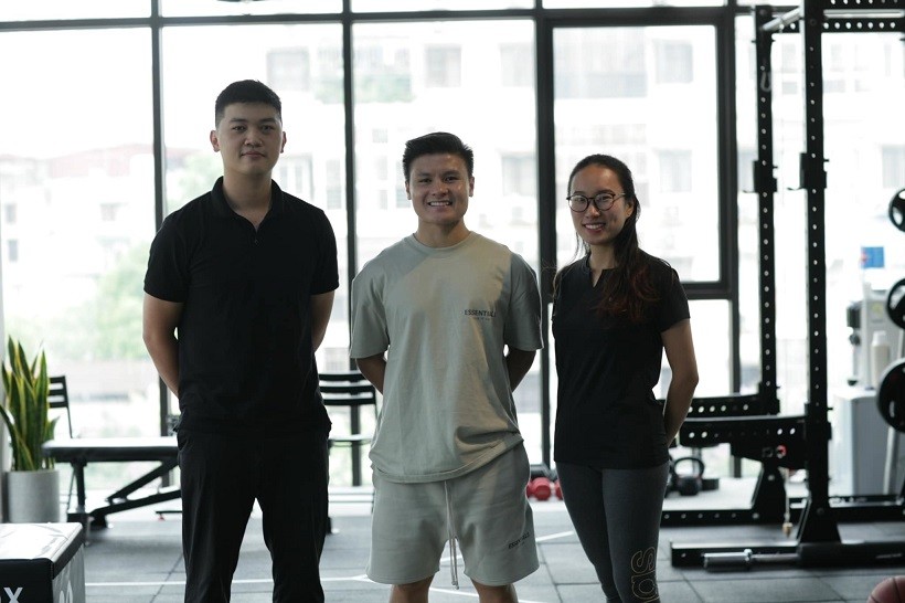 Những hình ảnh Quang Hải rèn luyện sức khỏe và thể lực trước khi sang Pháp thi đấu