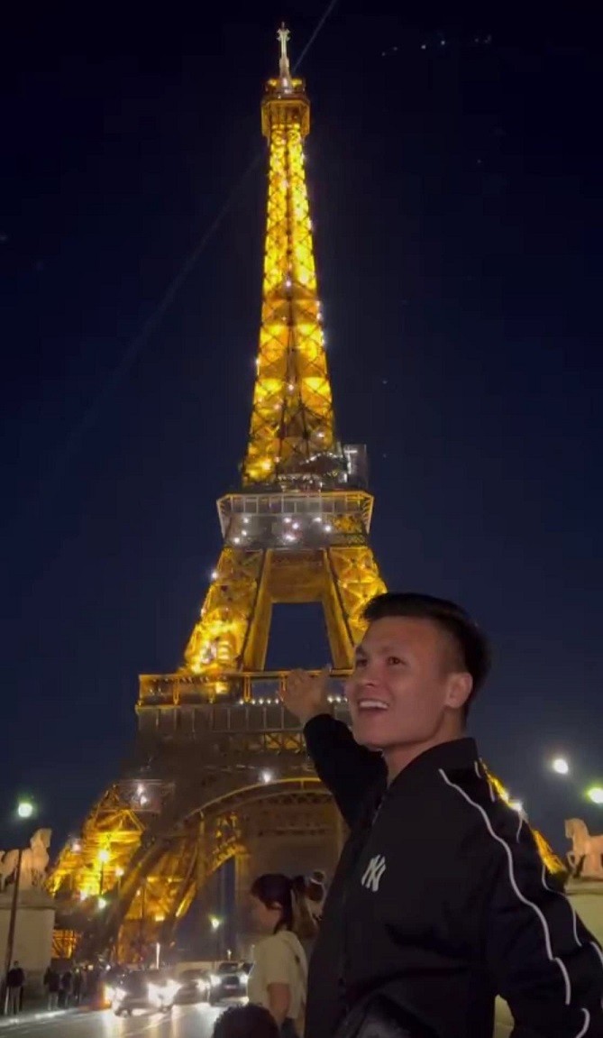 Những hình ảnh Quang Hải rèn luyện sức khỏe và thể lực trước khi sang Pháp thi đấu