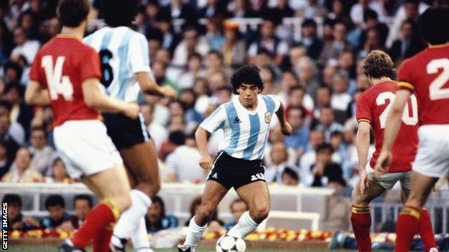 Argentina xét xử 8 y bác sĩ liên quan đến cái chết của huyền thoại bóng đá Maradona Argentina xét xử 8 y bác sĩ liên quan đến cái chết của huyền thoại bóng đá Maradona