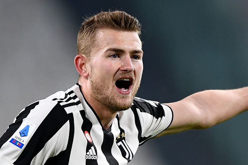 Chuyển nhượng cầu thủ Man Utd ngày 23/6: Bán Brandon Williams; đàm phán Matthijs de Ligt; Antony đồng ý gia nhập; Chuyển nhượng cầu thủ Man Utd ngày 23/6: Bán Brandon Williams; đàm phán Matthijs de Ligt; Antony đồng ý gia nhập;