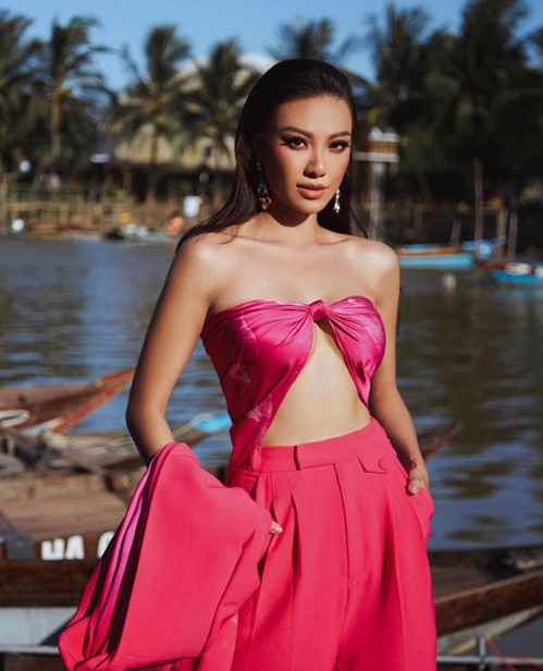 Tiểu Vy cùng các Hoa hậu, Á hậu Việt khoe eo cùng áo blazer dáng rộng Tiểu Vy cùng các Hoa hậu, Á hậu Việt khoe eo cùng áo blazer dáng rộng