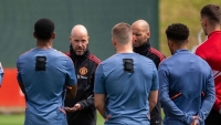 Man Utd: Buổi tập đầu tiên của HLV Erik ten Hag và chốt giá ký De Jong