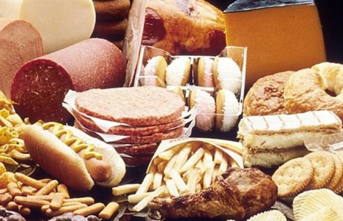 Ăn giàu chất béo khi mang thai có hại thế nào?