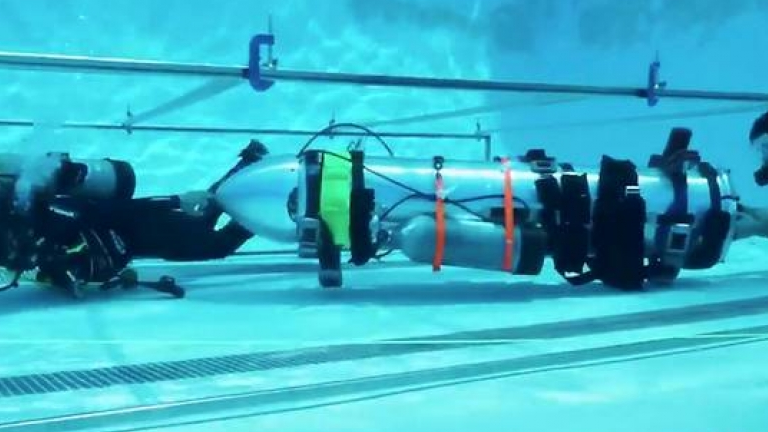 Giải cứu đội bóng: Tàu ngầm mini của tỷ phú Elon Musk đã sẵn sàng