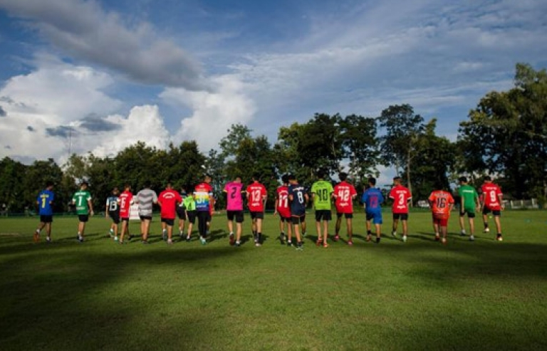 Đội bóng nhí Thái Lan trở lại tập luyện sau khi các đồng đội được giải cứu