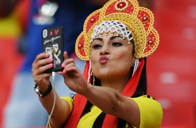 Hình ảnh những bóng hồng gợi cảm tô điểm sắc màu World Cup 2018