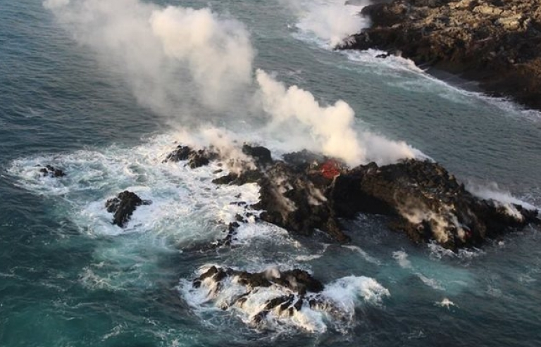 Kết cấu đảo Hawaii thay đổi sau khi núi lửa Kilauea phun nham thạch