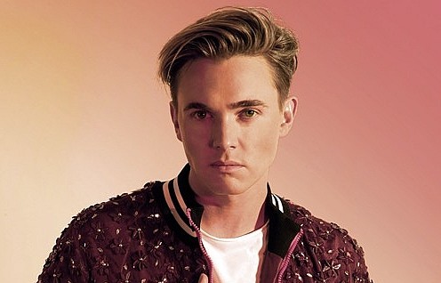 Dừng chân ở Việt Nam, ‘hoàng tử nhạc pop’ Jesse McCartney muốn thưởng thức phở Việt