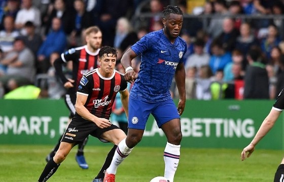 Chelsea bị cầm hòa đáng tiếc trong ngày ra mắt HLV Lampard