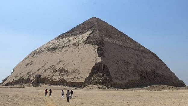 Lần đầu tiên sau hơn nửa thế kỷ, Ai Cập mở cửa 2 kim tự tháp cổ cho khách tham quan ai cap mo cua 2 kim tu thap co cho khach tham quan