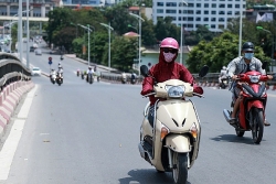 Dự báo thời tiết đêm nay và ngày mai (13-14/7): Chiều tối và đêm có mưa rào và dông vài nơi, có khả năng xảy ra lốc, sét, mưa đá