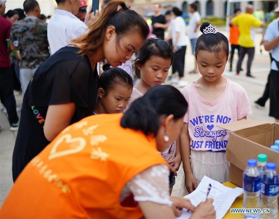 lu lut o trung quoc song truong giang tiep tuc dang cao vuot muc bao dong o nam kinh