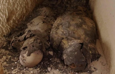 Ai Cập: Phát hiện hai xác ướp phủ vàng lá liên quan đến nữ hoàng Cleopatra