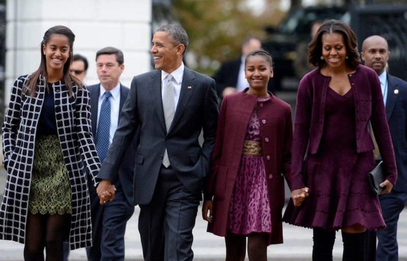 Giàu gấp 30 lần so với khi còn làm Tổng thống Mỹ, ông Barack Obama kiếm và tiêu tiền như thế nào?