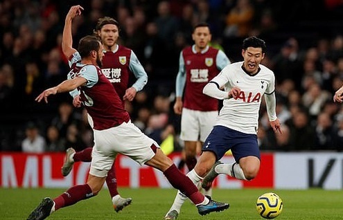 Lập siêu phẩm solo, Son Heung Min được vinh danh ở Premier League
