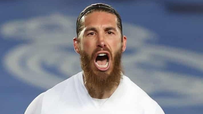 Chuyển nhượng cầu thủ: Barca phải bán một số tên tuổi; MU tính 'thương vụ kép' Varane và Camavinga; Sergio Ramos sắp tới PSG