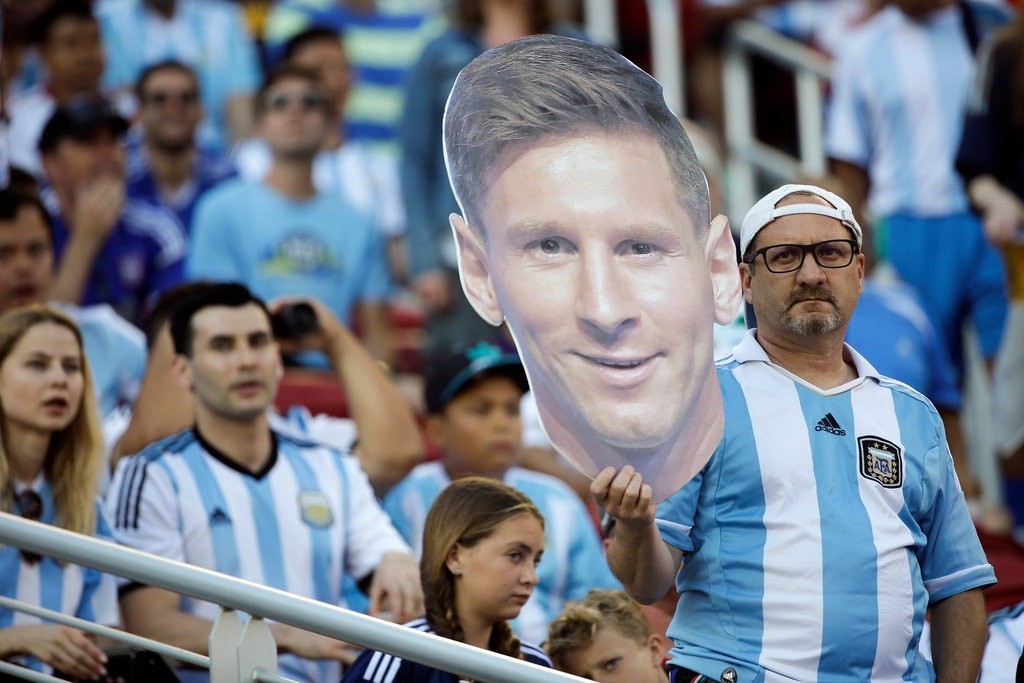 Messi xứng danh Cầu thủ vĩ đại nhất mọi thời đại