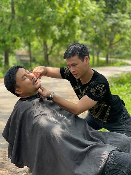 Phim Mùa hoa tìm lại: Thanh Hương - Duy Hưng nghịch ngợm ở hậu trường