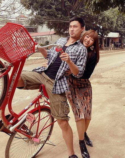 Phim Mùa hoa tìm lại: Thanh Hương - Duy Hưng nghịch ngợm ở hậu trường