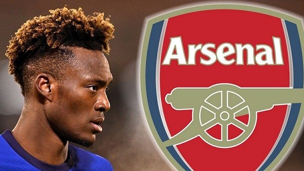 Chuyển nhượng cầu thủ Ngoại hạng Anh: Arsenal đàm phán Tammy Abraham; Man Utd ưu tiên chọn Declan Rice, quan tâm Denzel Dumfries