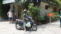 Covid-19: Hà Nội phong tỏa nhiều địa điểm liên quan các ca mắc mới