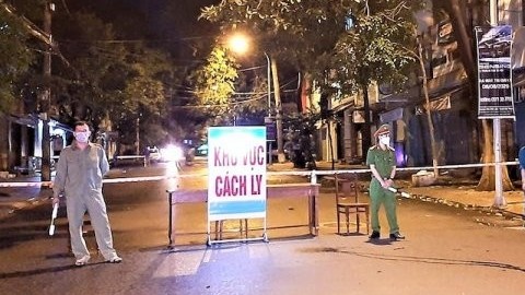 Covid-19: Gia đình 5 người ở Đắk Lắk dương tính với SARS CoV-2; Hà Nội đảm bảo cung ứng đủ hàng hóa