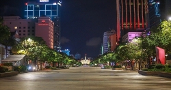 TP. Hồ Chí Minh: Giãn cách thêm 14 ngày, đẩy nhanh tiến độ tiêm chủng vaccine Covid-19