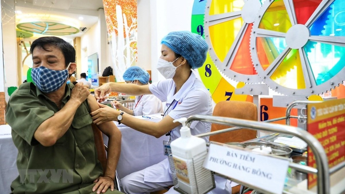 Covid-19 ngày 23/10: Số ca mắc mới thấp nhất gần 1 năm qua; không có bệnh nhân tử vong