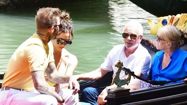 Kỷ niệm 23 năm ngày cưới, vợ chồng danh thủ David Beckham du lịch châu Âu