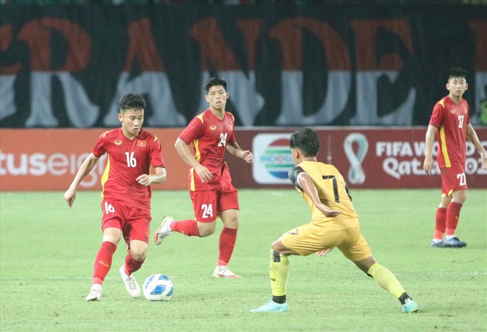 U19 Đông Nam Á 2022: U19 Việt Nam thắng đậm U19 Brunei, tạm dẫn đầu bảng A U19 Đông Nam Á 2022: U19 Việt Nam thắng đậm U19 Brunei, tạm dẫn đầu bảng A