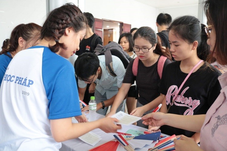 Diễn đàn 'Du học Pháp' năm 2022