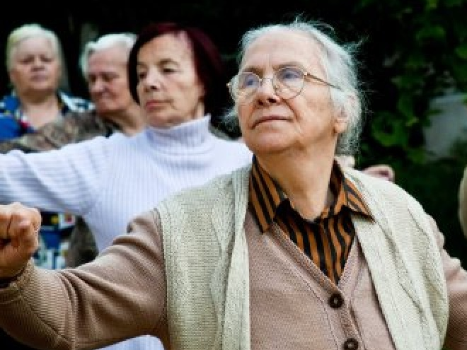 Uống rượu bia vừa phải giúp sống lâu và tránh mất trí khi về già