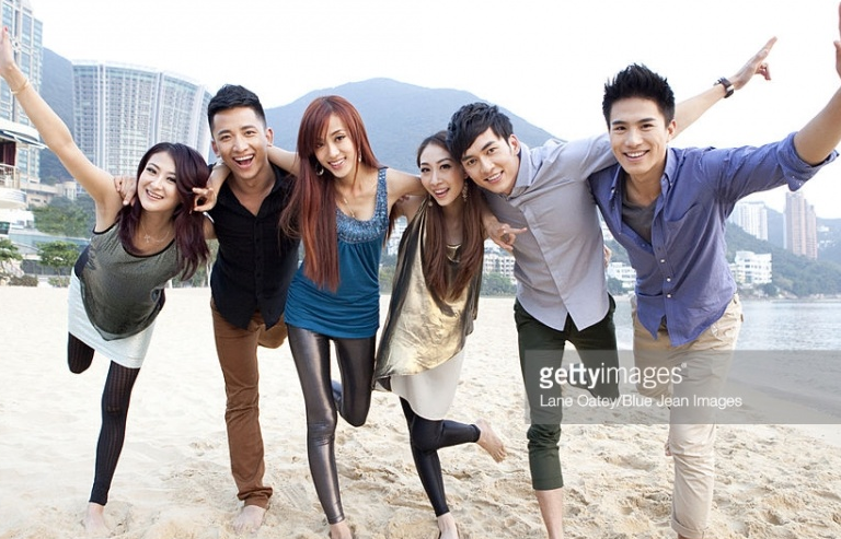 Hong Kong thiếu nam giới trầm trọng, nữ giới lười kết hôn