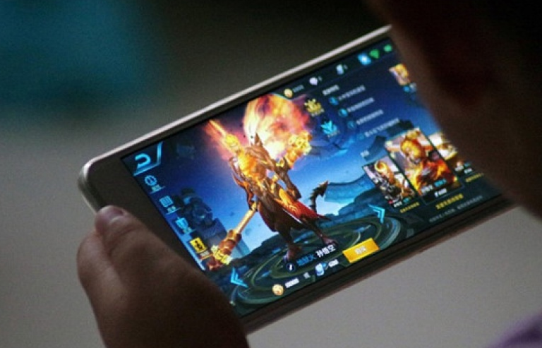 Trung Quốc lo bệnh nghiện game phá hủy sức mạnh quân đội