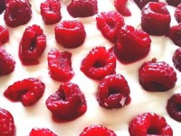 nhat ban co gai an mi va rau suot 16 nam de danh tien mua 3 biet thu