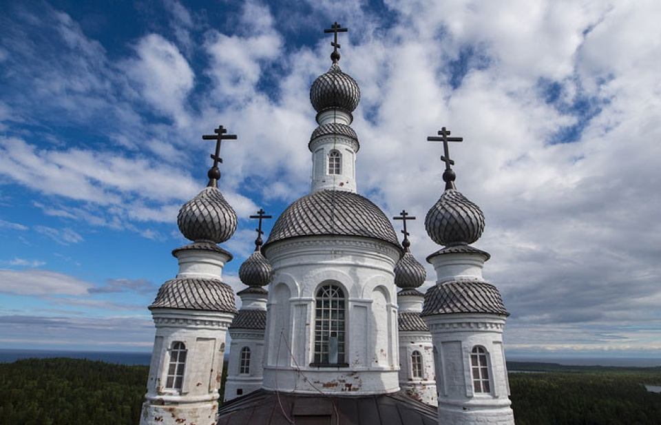 Cảnh thanh bình của quần đảo Solovetsky ở Biển Trắng, miền Bắc Nga