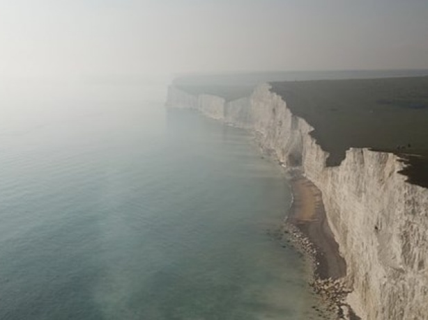 Anh: Hơn 230 người phải nhập viện nghi do rò rỉ hóa chất