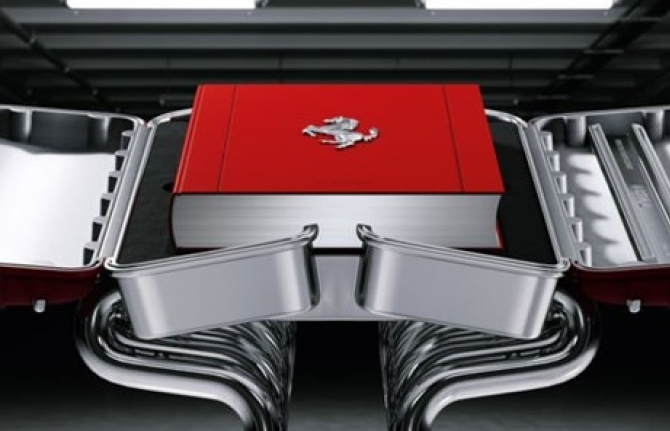 Sách về lịch sử hãng Ferrari đắt hơn cả một chiếc xe sang