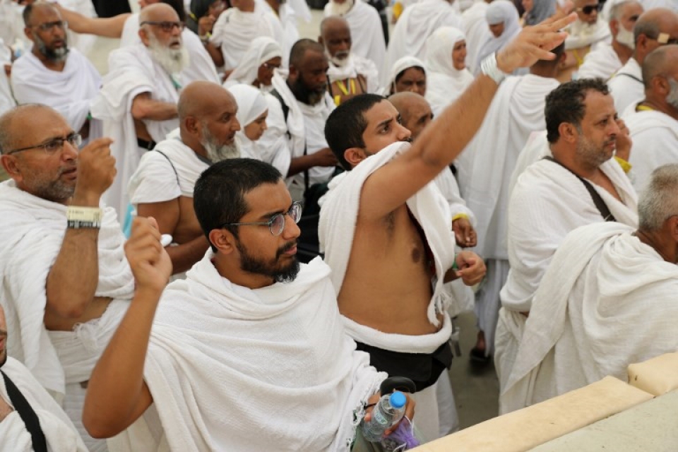 2 trieu nguoi hoi giao tham gia nem da ma quy va hanh huong ve mecca