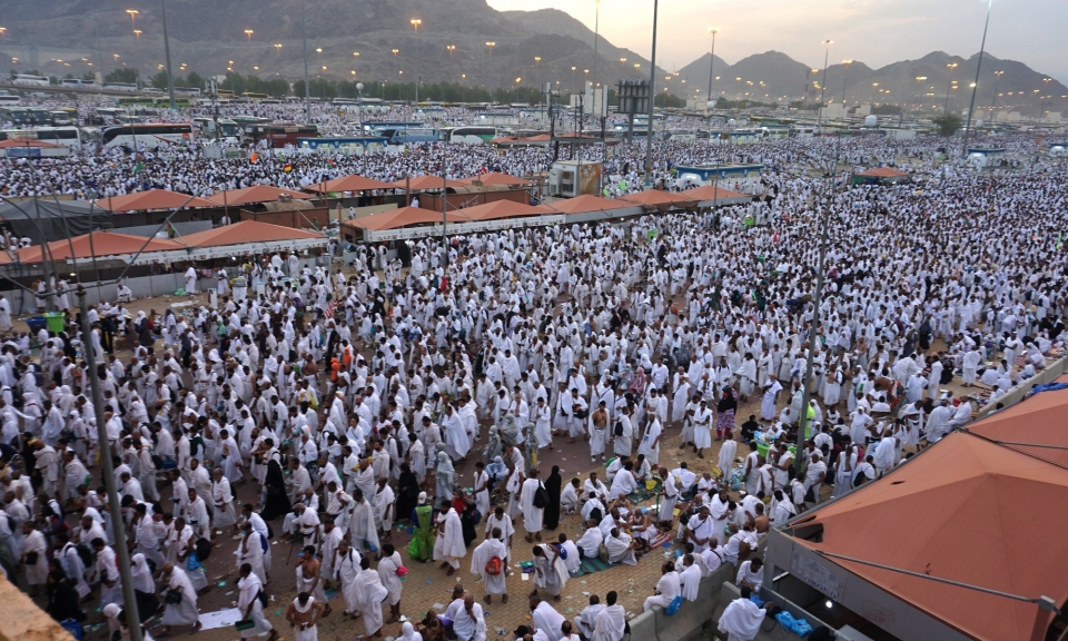 2 trieu nguoi hoi giao tham gia nem da ma quy va hanh huong ve mecca