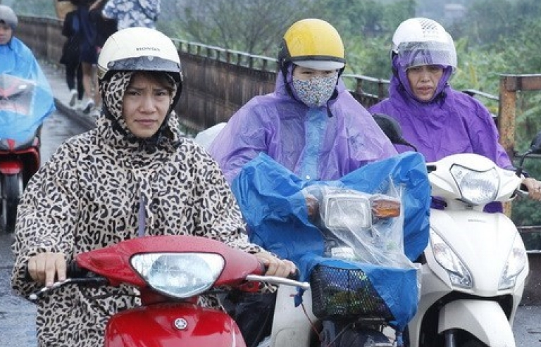 Cả nước có mưa dông, khu vực Hà Nội giảm mưa từ trưa và chiều