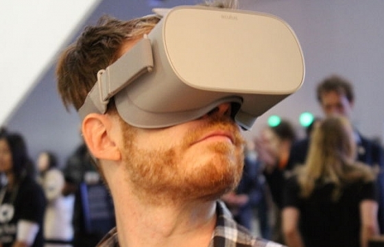 Hãng hàng không Anh British Airways 'đãi' hành khách bằng công nghệ thực tế ảo