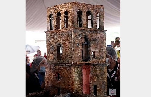 Thành phố Panama mừng sinh nhật 500 tuổi bằng bánh ngọt khổng lồ