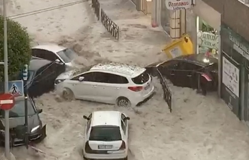 Mưa lũ hoành hành Tây Ban Nha, ngập lụt trên diện rộng