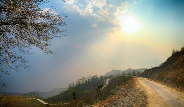 y ty dep me li ca 4 mua vung dat khien du khach tro lai muoi lan chua chan