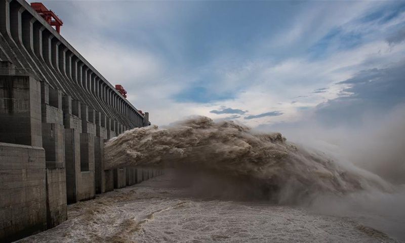 trung quoc dap tam hiep doi dien dinh lu lich su phai mo 11 cua giai vay