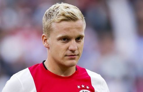 Van de Beek ký 5 năm Man Utd, chốt nhanh phí chuyển nhượng