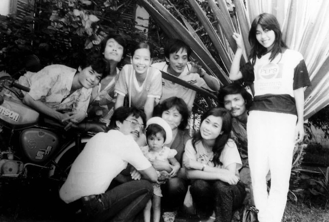 NSƯT chia sẻ ảnh nghệ sĩ Giang Còi thời đi học cùng lớp đại học với nhau NSƯT chia sẻ ảnh nghệ sĩ Giang Còi thời đi học cùng lớp đại học với nhau